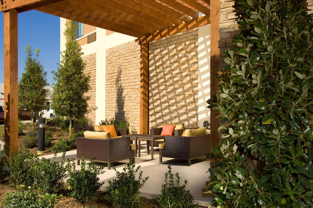 Courtyard By Marriott Wichita Falls Exterior photo
